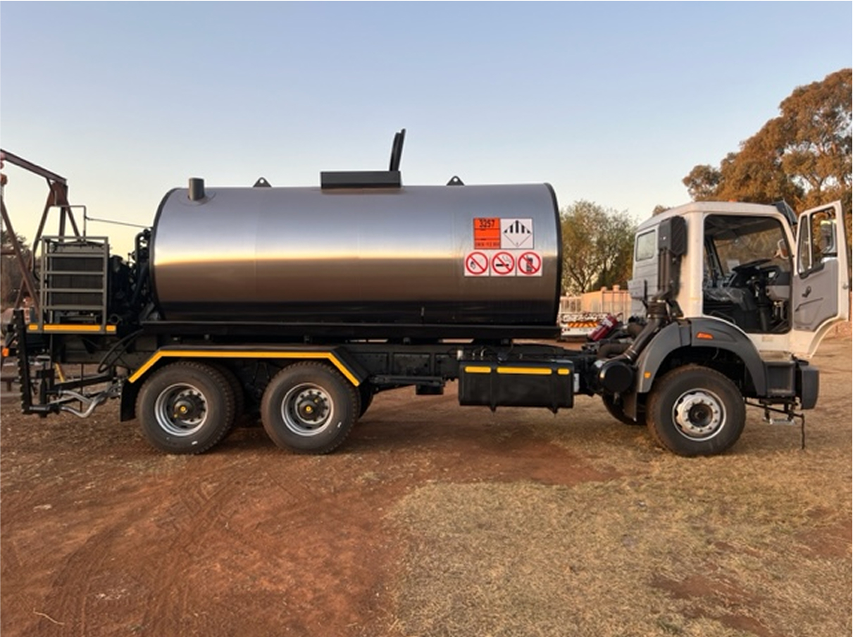 Bitumen Distributor Gallery 4